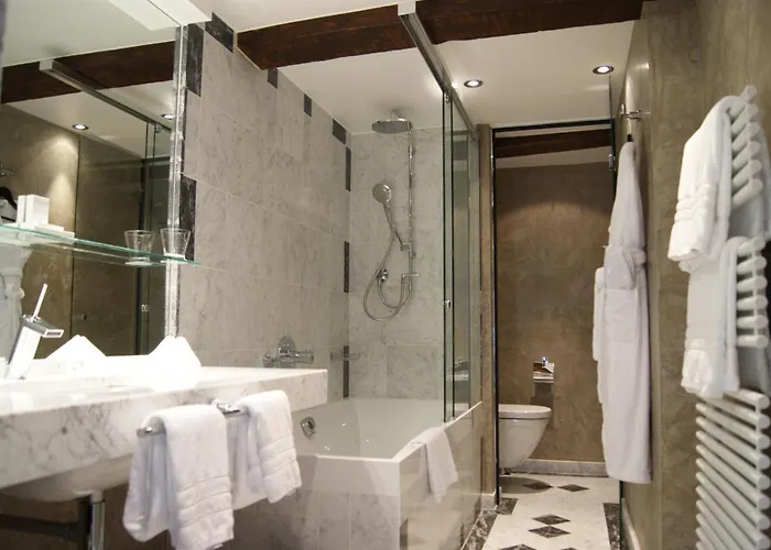 Prestige Suite